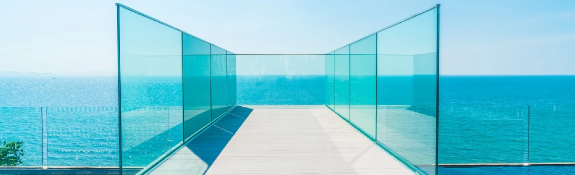 Customized Glass Pool Fence Repair Services in Maitland, FL